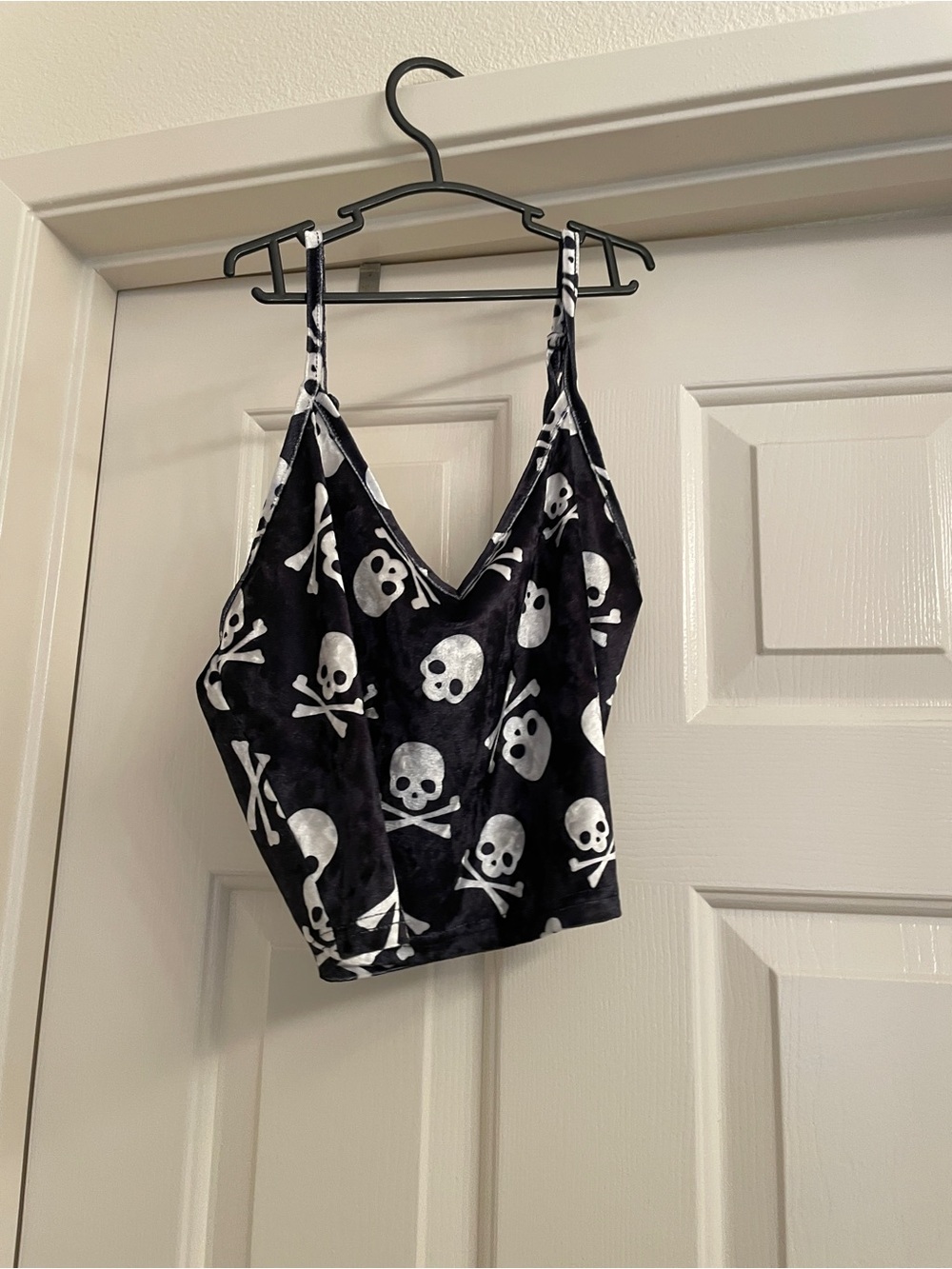 Black Velvet Halloween Skull Print Cami Crop Top